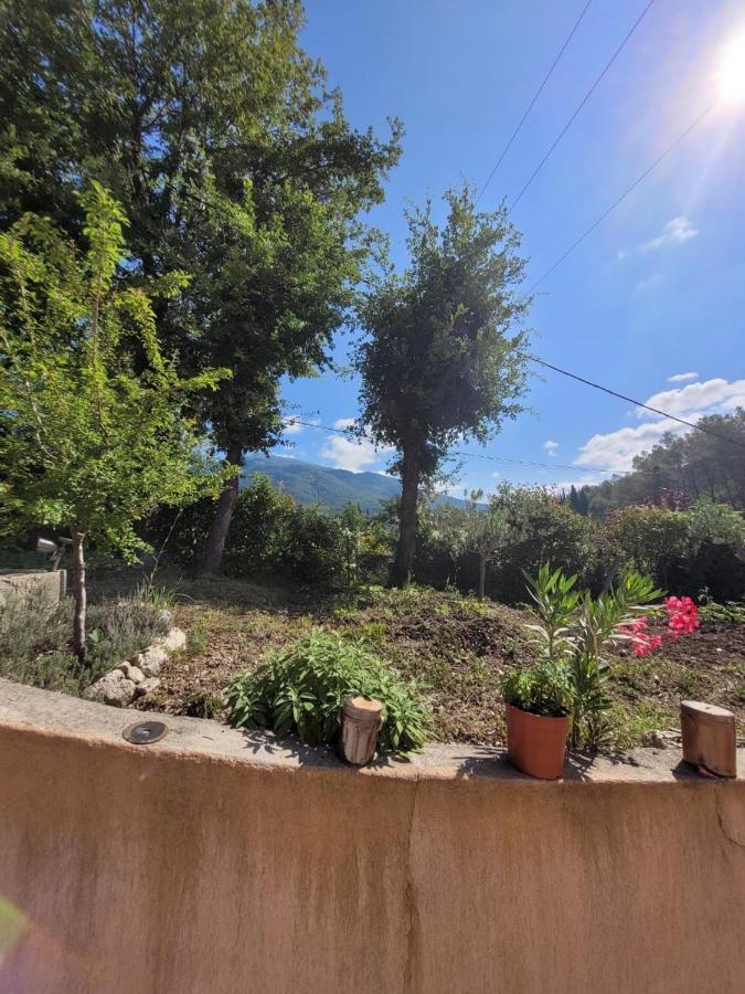 Studio Calme Et Agreable Avec Acces Jardin Partage Le Bar-sur-Loup Экстерьер фото