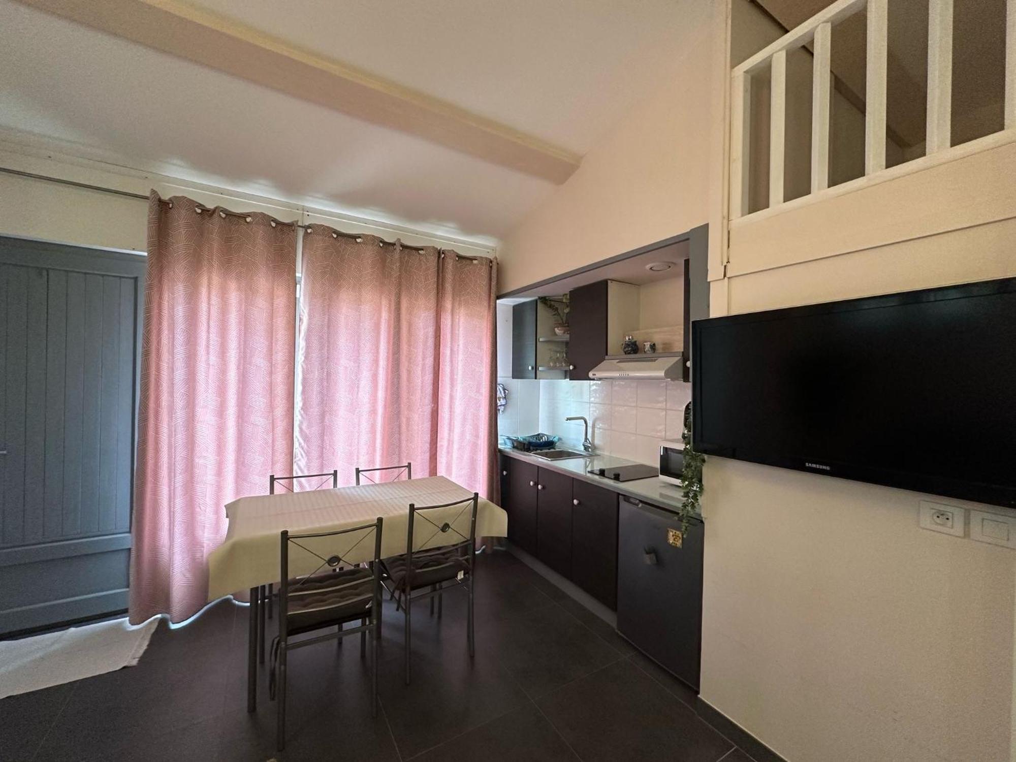 Studio Calme Et Agreable Avec Acces Jardin Partage Le Bar-sur-Loup Экстерьер фото