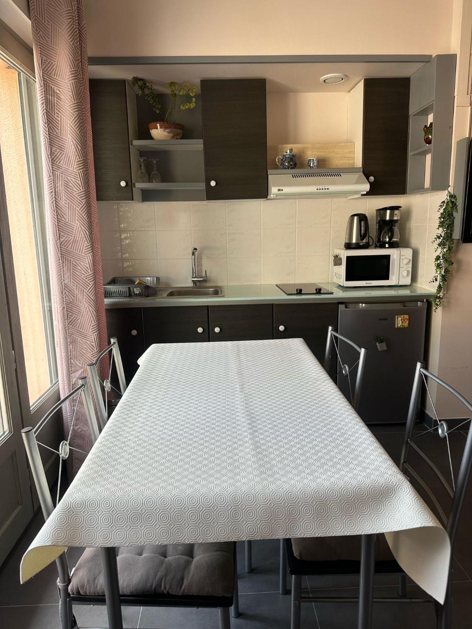 Studio Calme Et Agreable Avec Acces Jardin Partage Le Bar-sur-Loup Экстерьер фото